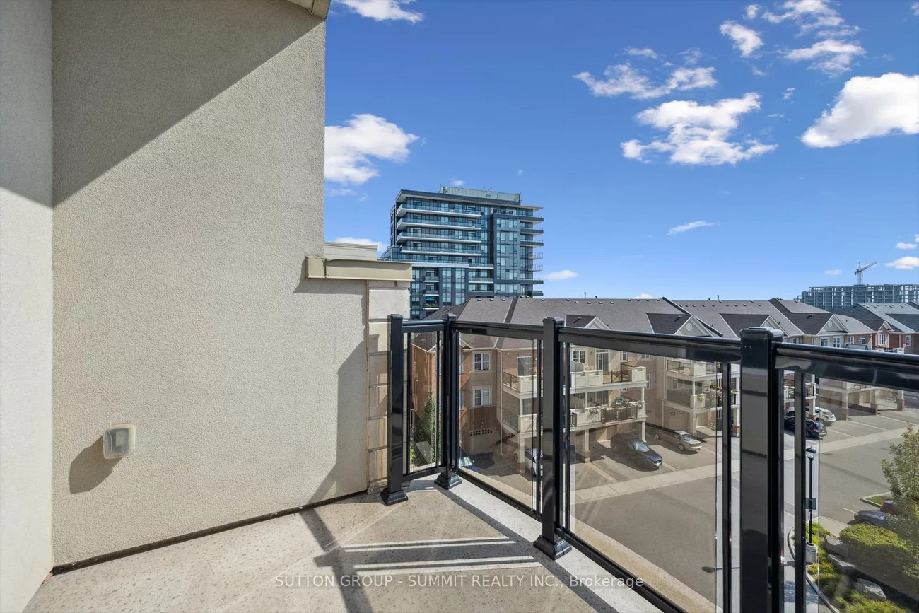 216, Oak Park, 1015 - RO River Oaks, Oakville