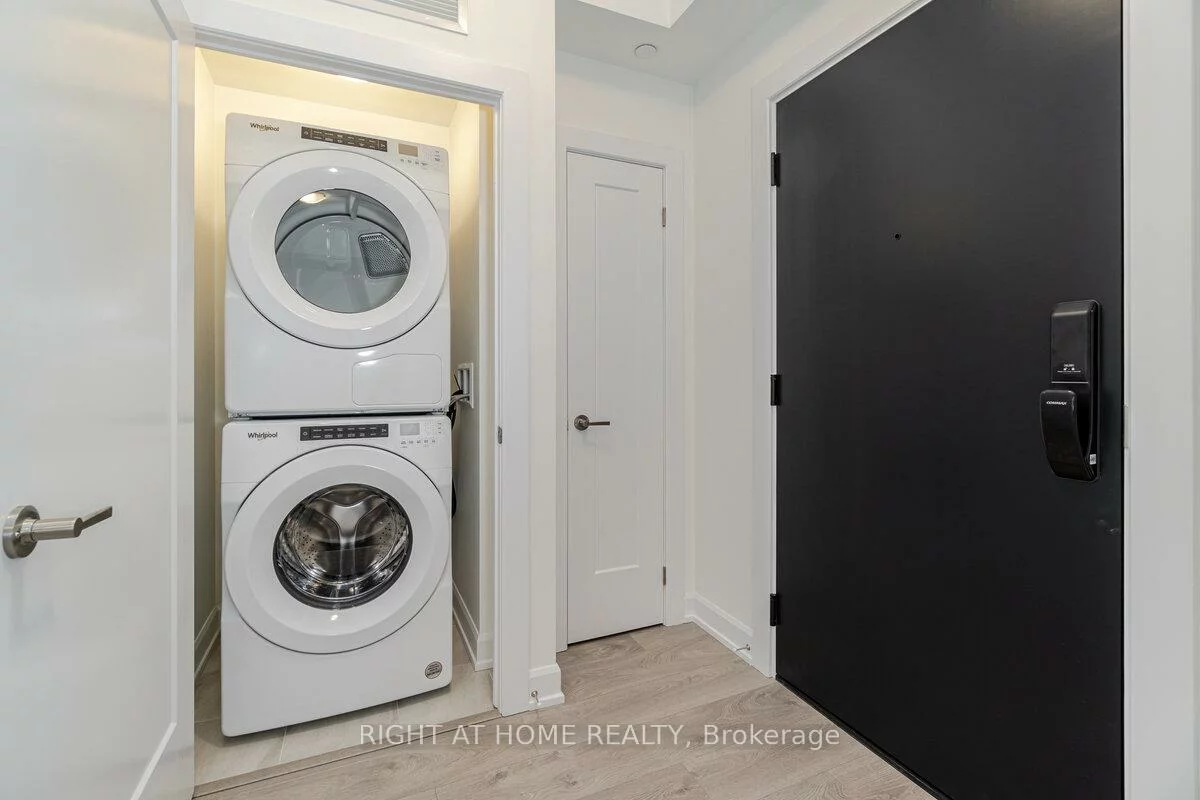 3200, William Coltson, 1010 - JM Joshua Meadows, Oakville