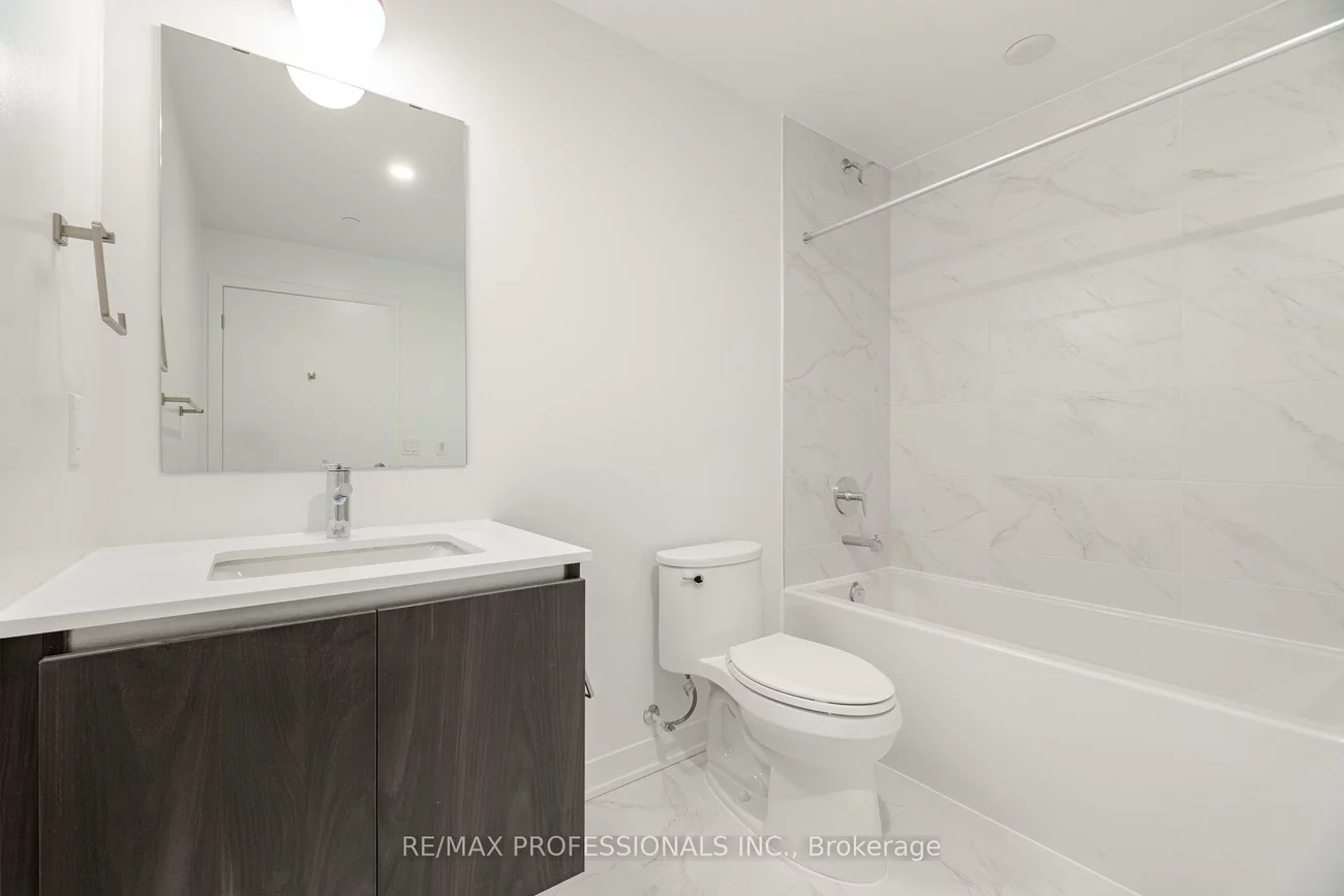 395, Dundas, 1008 - GO Glenorchy, Oakville