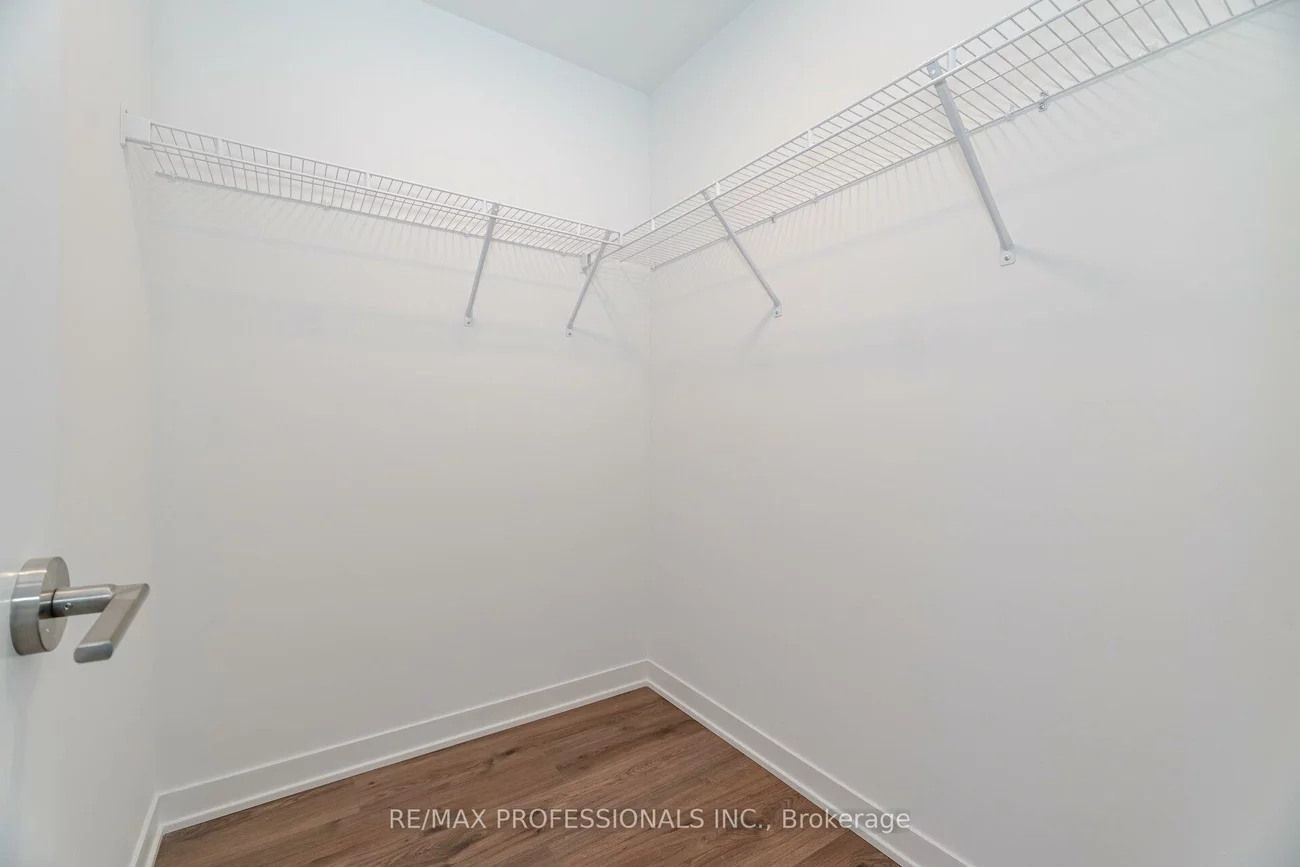 395, Dundas, 1008 - GO Glenorchy, Oakville