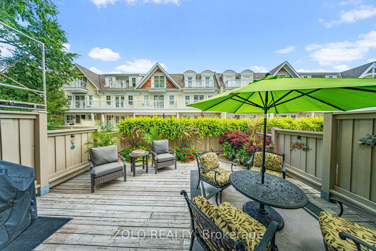2372, Marine, 1001 - BR Bronte, Oakville