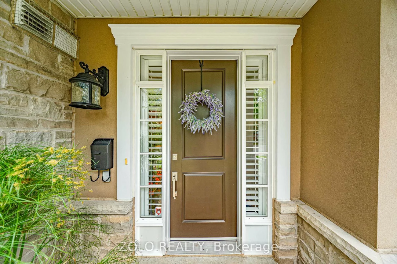 2372, Marine, 1001 - BR Bronte, Oakville