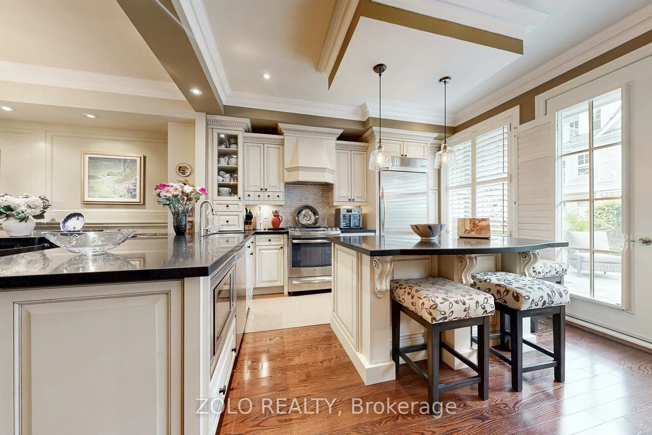 2372, Marine, 1001 - BR Bronte, Oakville