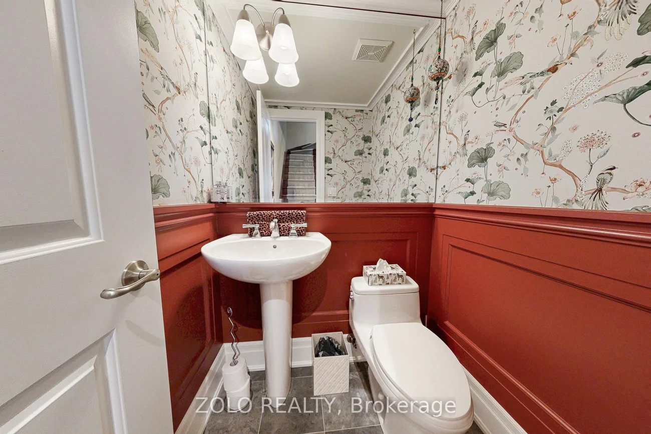 2372, Marine, 1001 - BR Bronte, Oakville