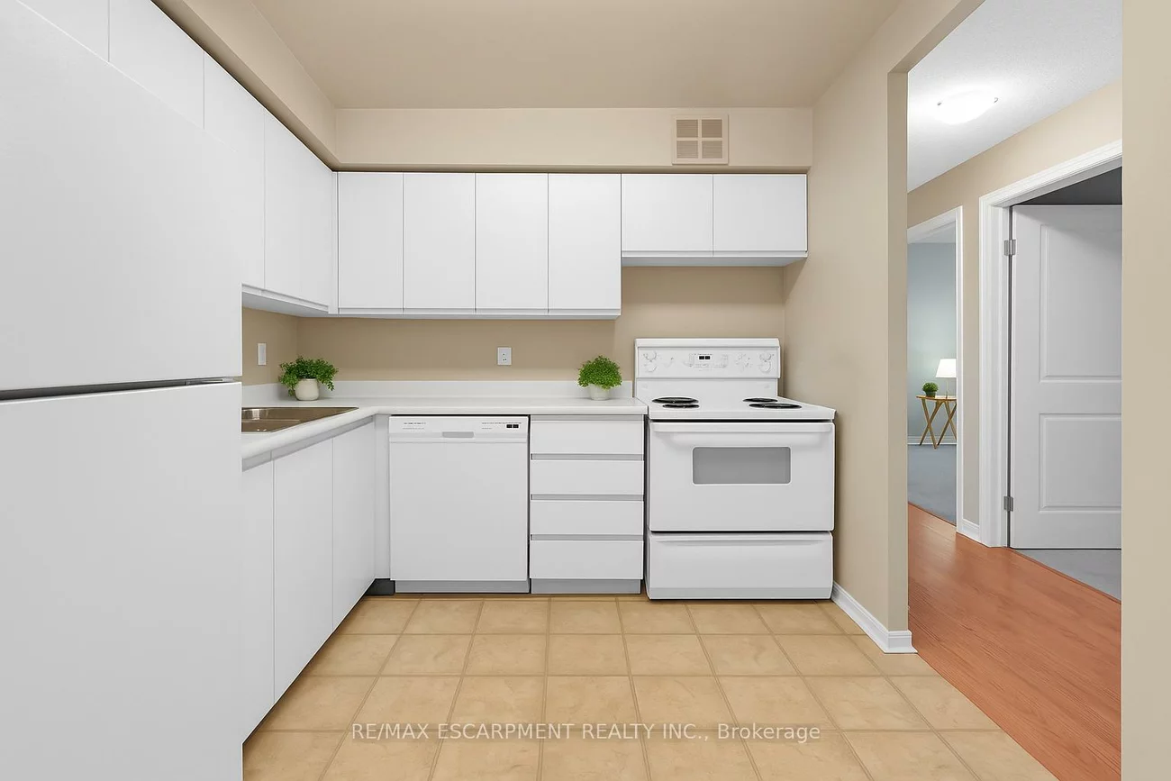 1510, Pilgrims, 1007 - GA Glen Abbey, Oakville