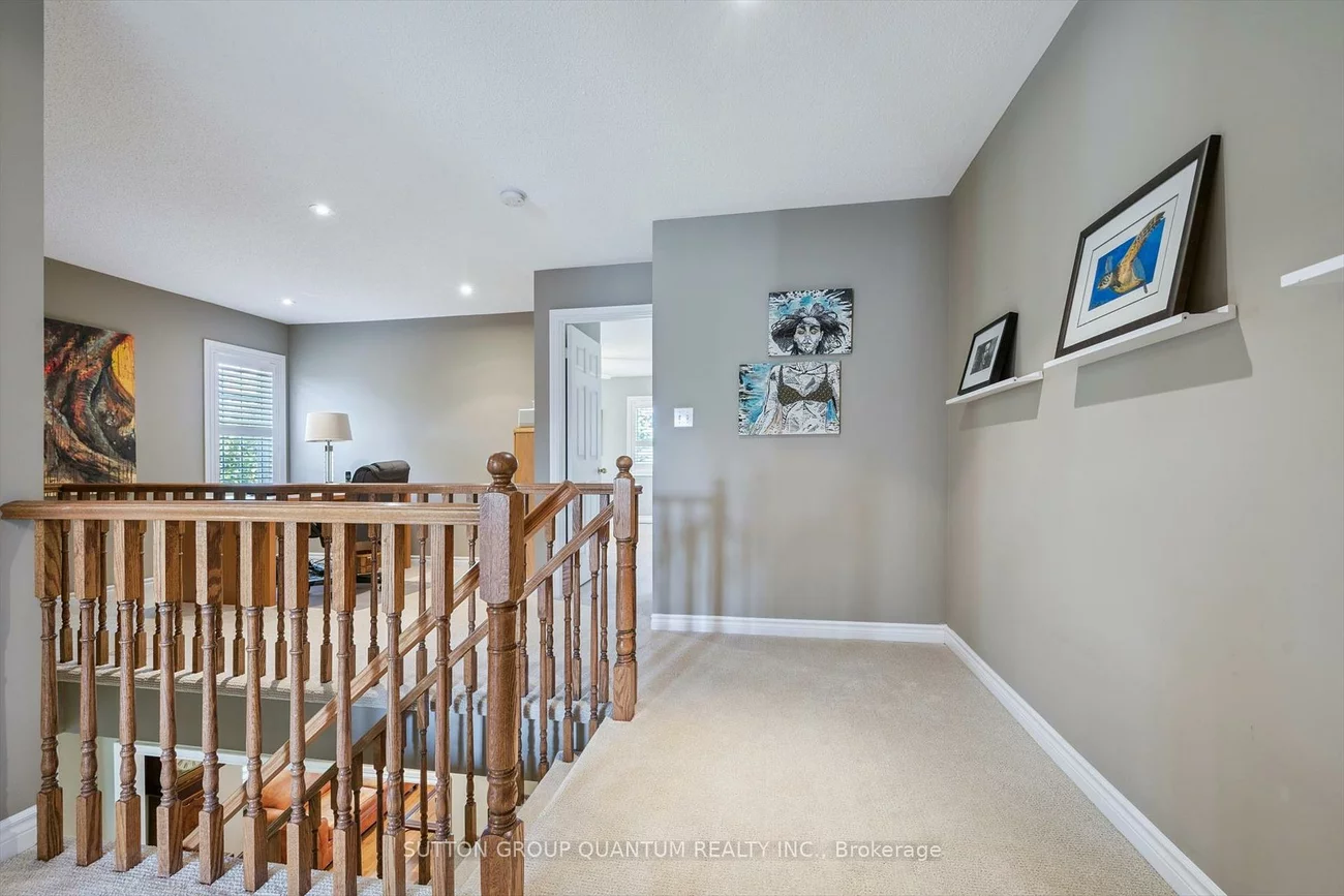 300, Ravineview, 1018 - WC Wedgewood Creek, Oakville