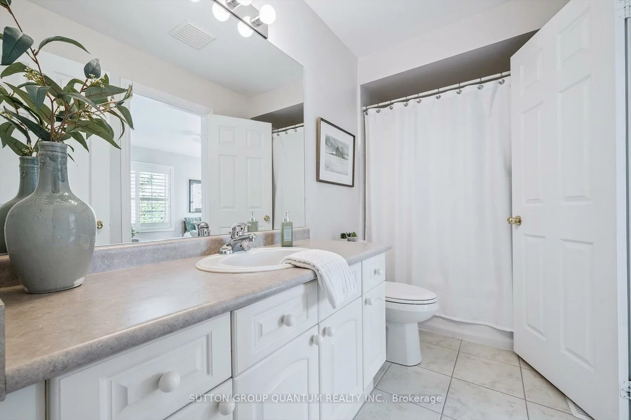 300, Ravineview, 1018 - WC Wedgewood Creek, Oakville