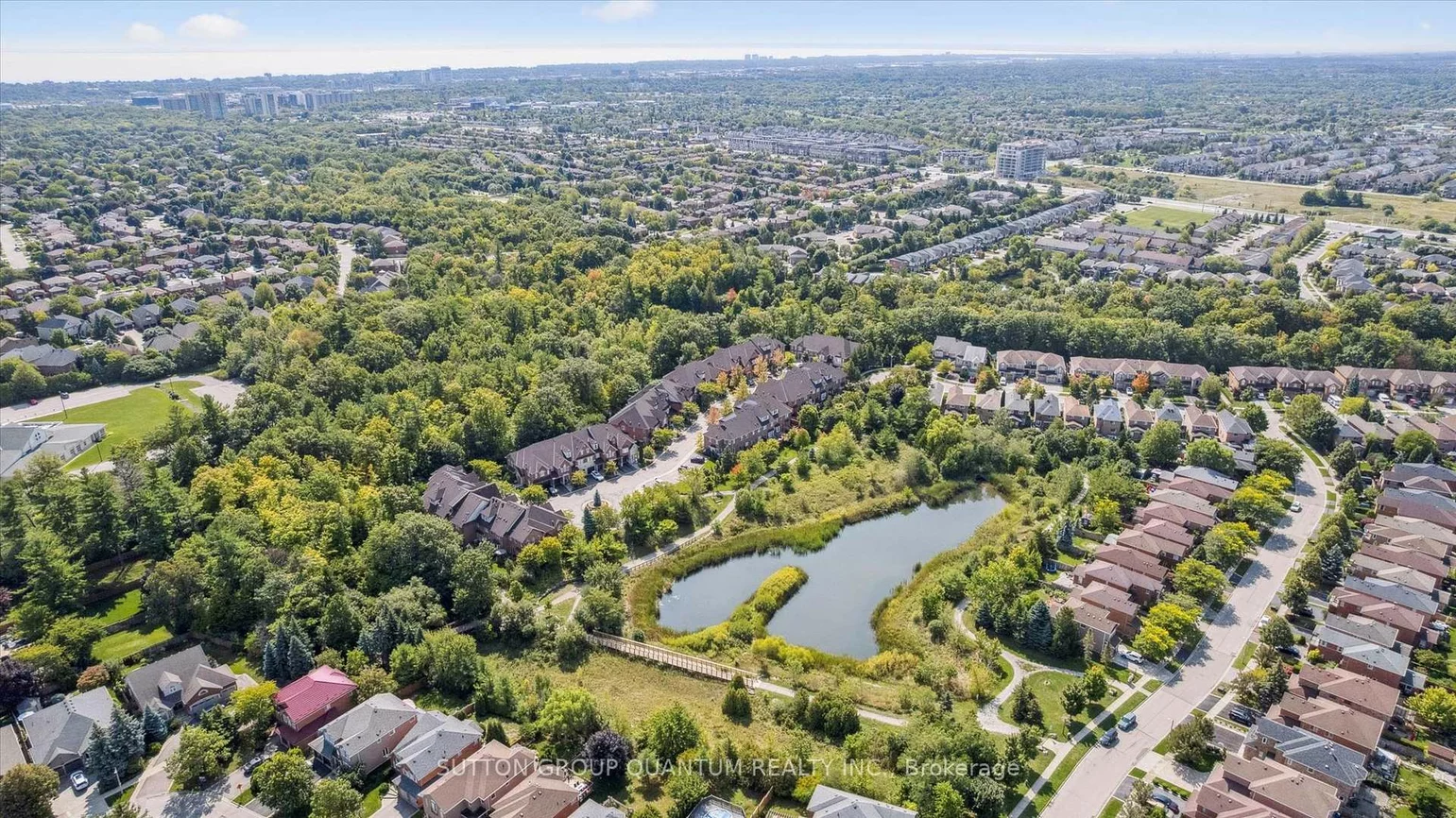 300, Ravineview, 1018 - WC Wedgewood Creek, Oakville