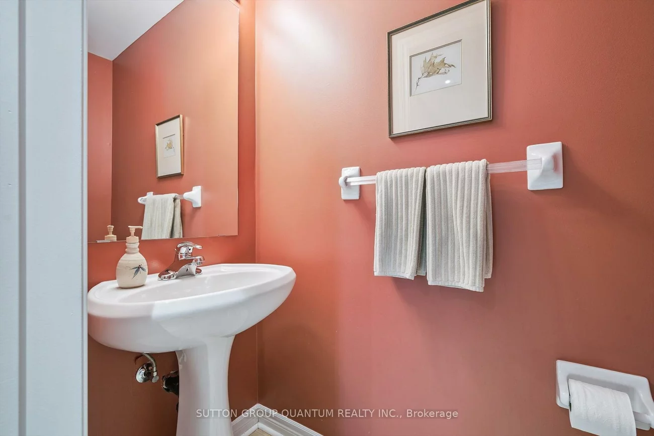 300, Ravineview, 1018 - WC Wedgewood Creek, Oakville