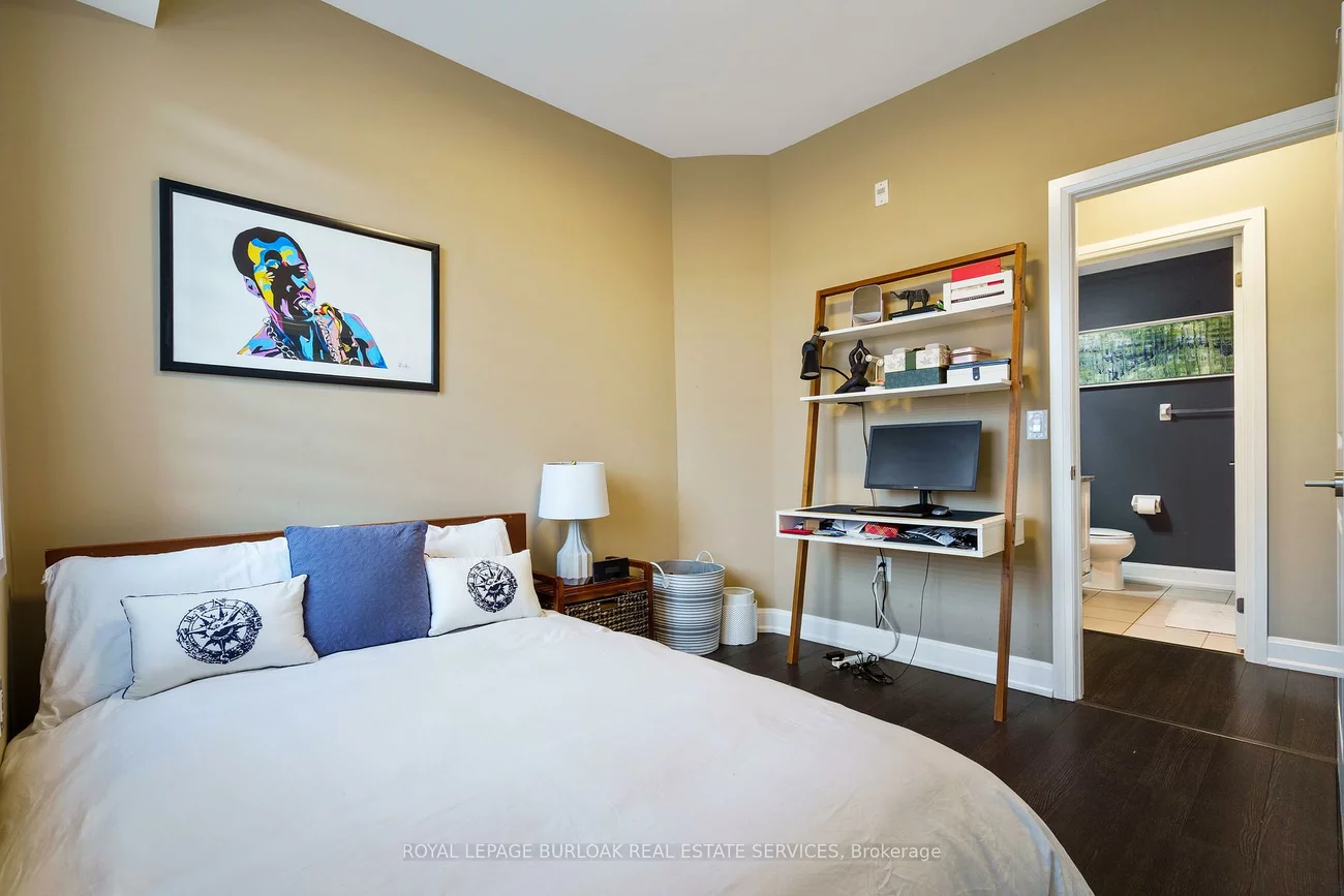 272, Georgian, 1015 - RO River Oaks, Oakville