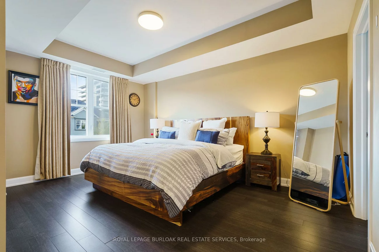 272, Georgian, 1015 - RO River Oaks, Oakville