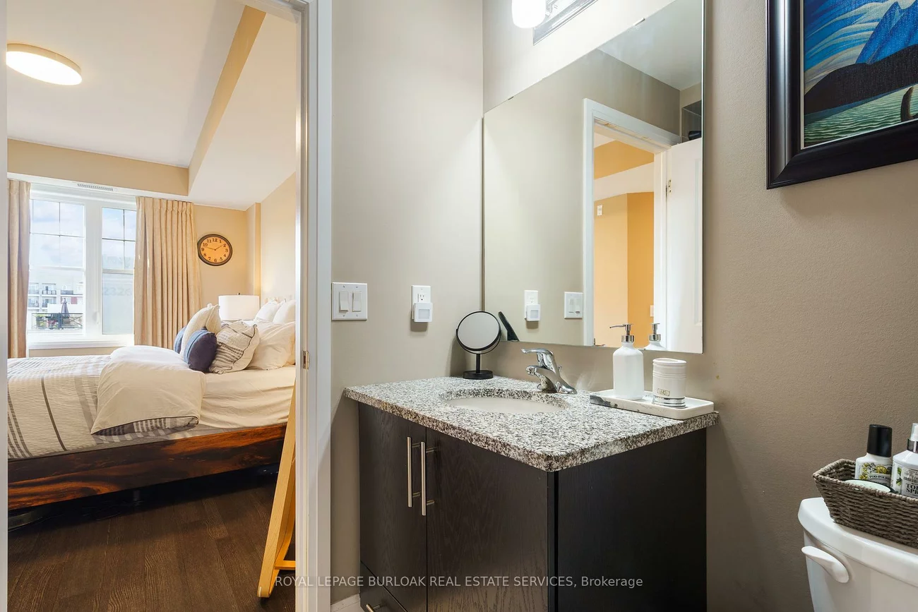 272, Georgian, 1015 - RO River Oaks, Oakville