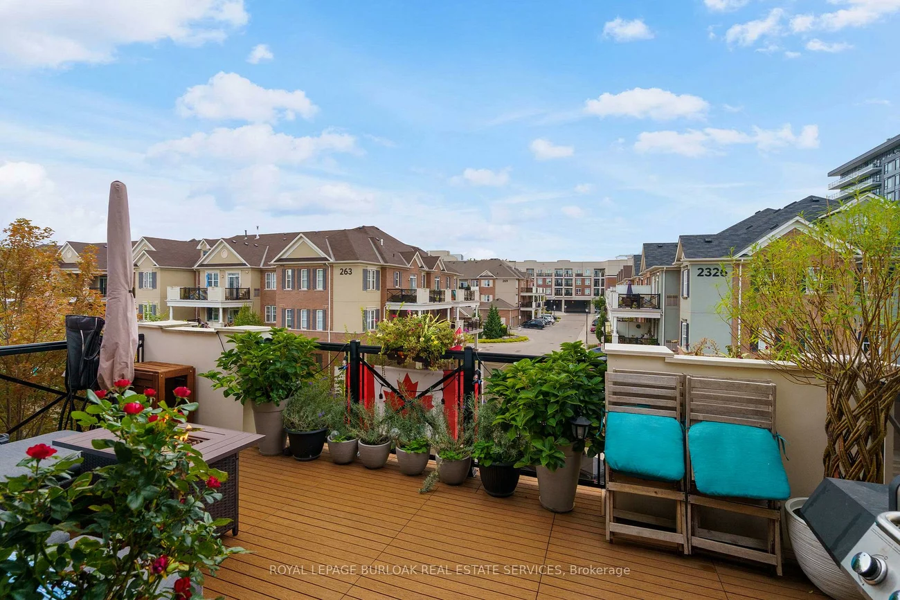 272, Georgian, 1015 - RO River Oaks, Oakville