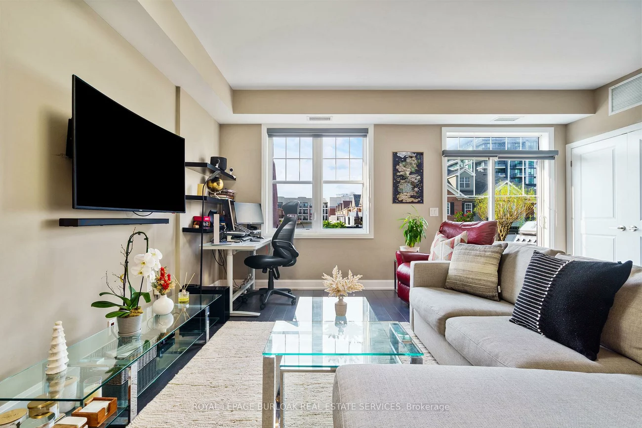 272, Georgian, 1015 - RO River Oaks, Oakville