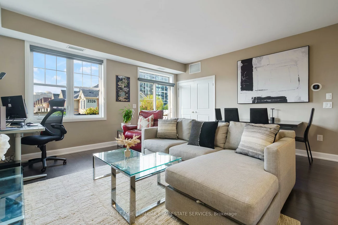 272, Georgian, 1015 - RO River Oaks, Oakville