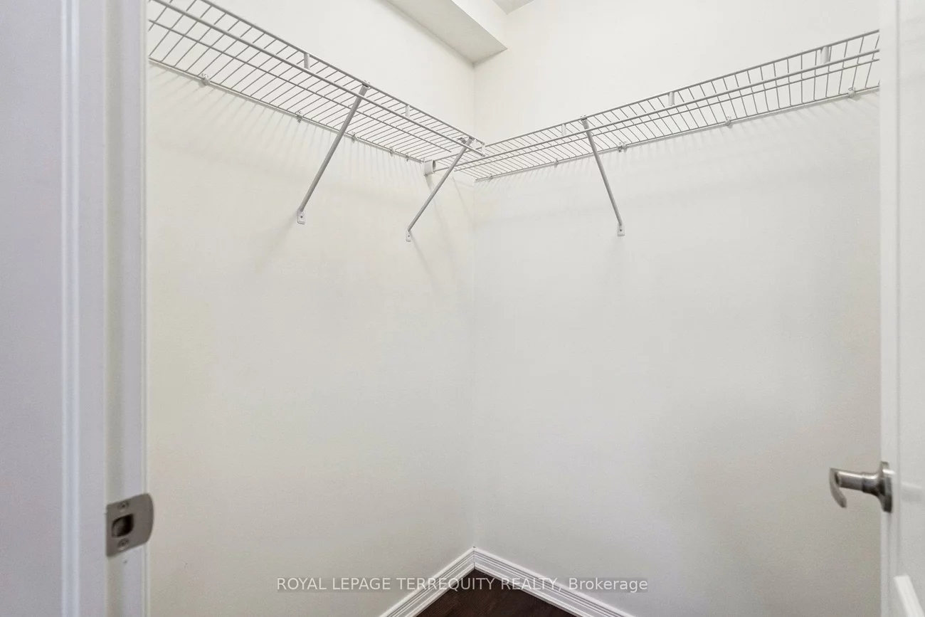 2441, Greenwich, 1019 - WM Westmount, Oakville