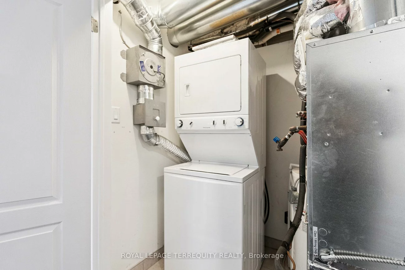 2441, Greenwich, 1019 - WM Westmount, Oakville