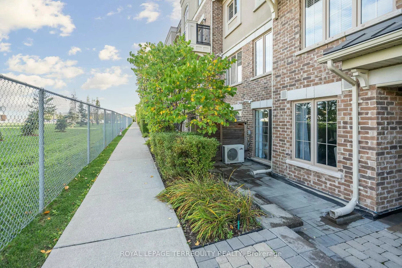 2441, Greenwich, 1019 - WM Westmount, Oakville