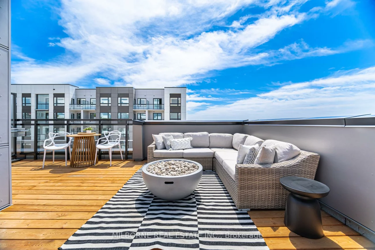 272, Ironside, 1008 - GO Glenorchy, Oakville