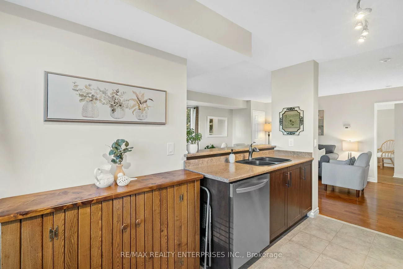 2300, Parkhaven, 1015 - RO River Oaks, Oakville