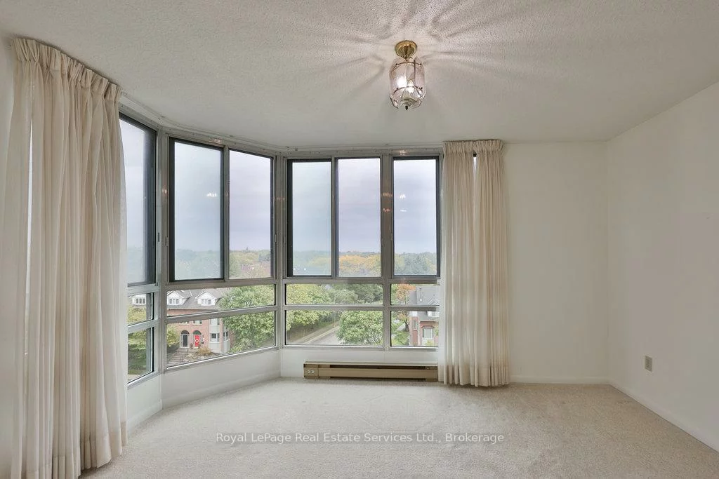 2170, Marine, 1001 - BR Bronte, Oakville