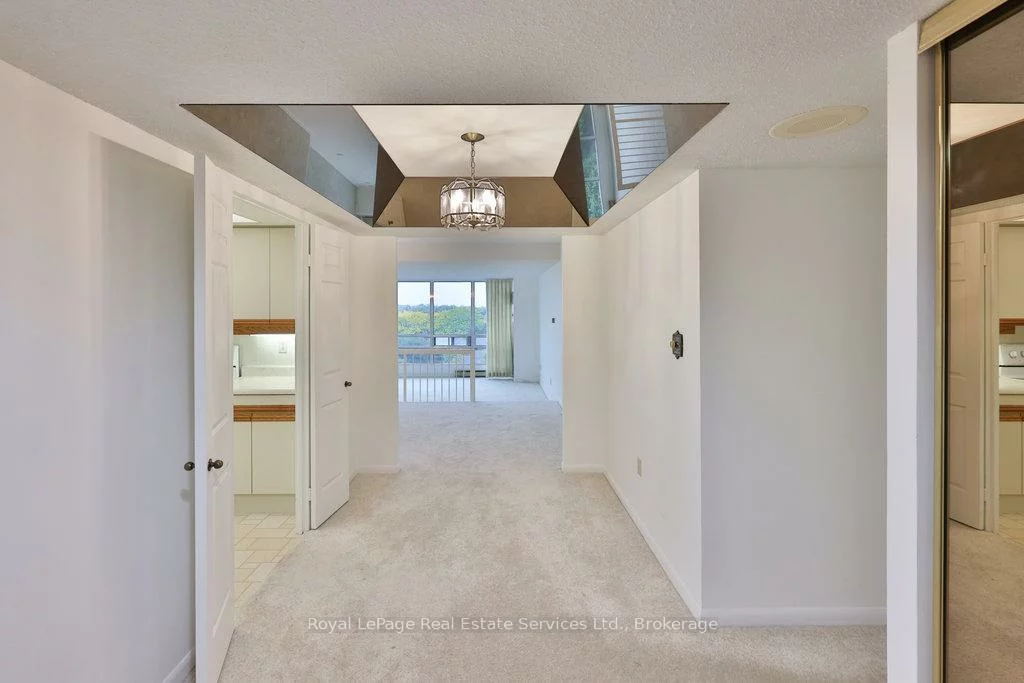 2170, Marine, 1001 - BR Bronte, Oakville