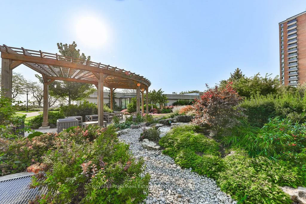 2170, Marine, 1001 - BR Bronte, Oakville