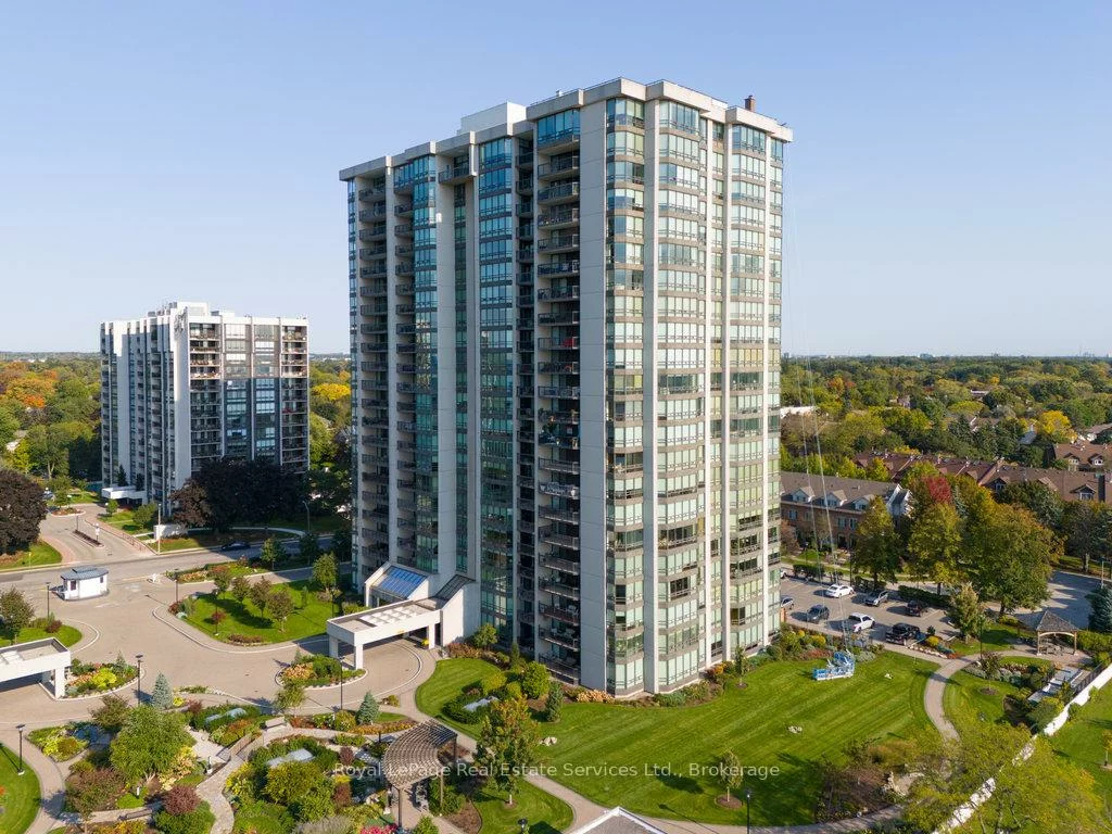 2170, Marine, 1001 - BR Bronte, Oakville