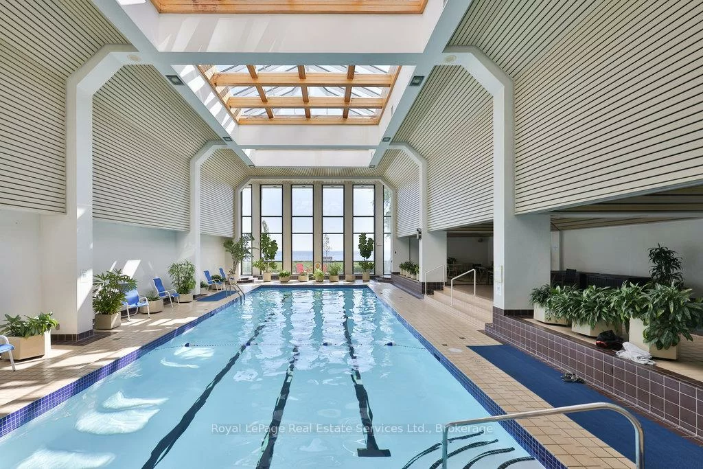 2170, Marine, 1001 - BR Bronte, Oakville