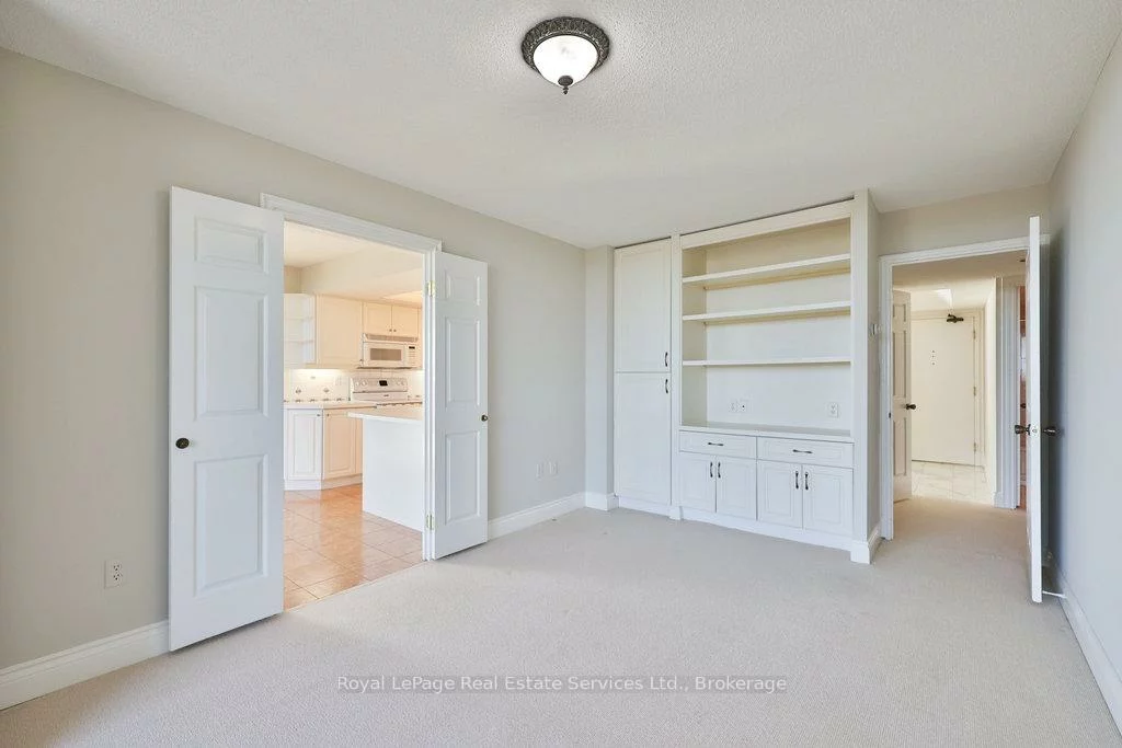 2170, Marine, 1001 - BR Bronte, Oakville