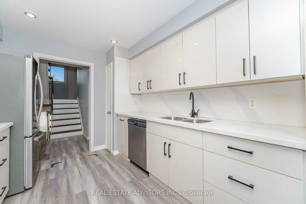 1320, Hampton, 1005 - FA Falgarwood, Oakville