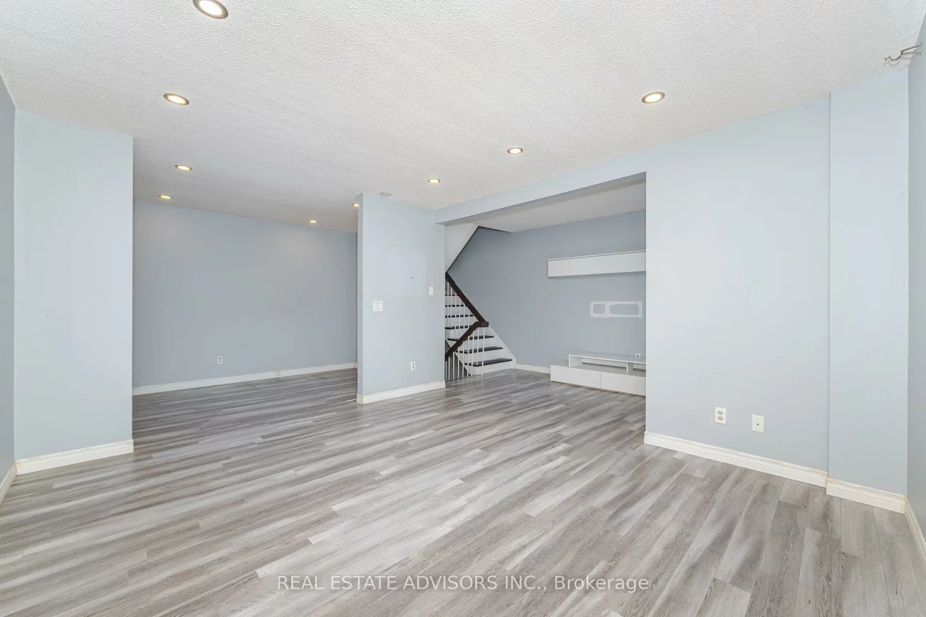 1320, Hampton, 1005 - FA Falgarwood, Oakville