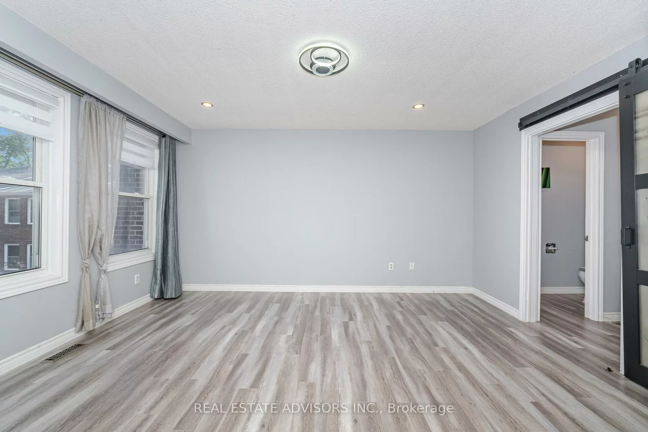 1320, Hampton, 1005 - FA Falgarwood, Oakville