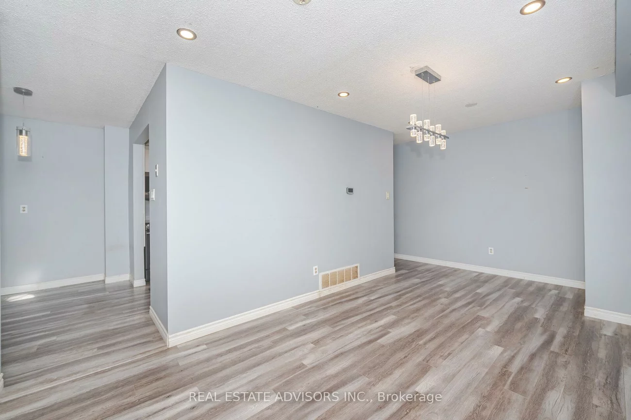 1320, Hampton, 1005 - FA Falgarwood, Oakville