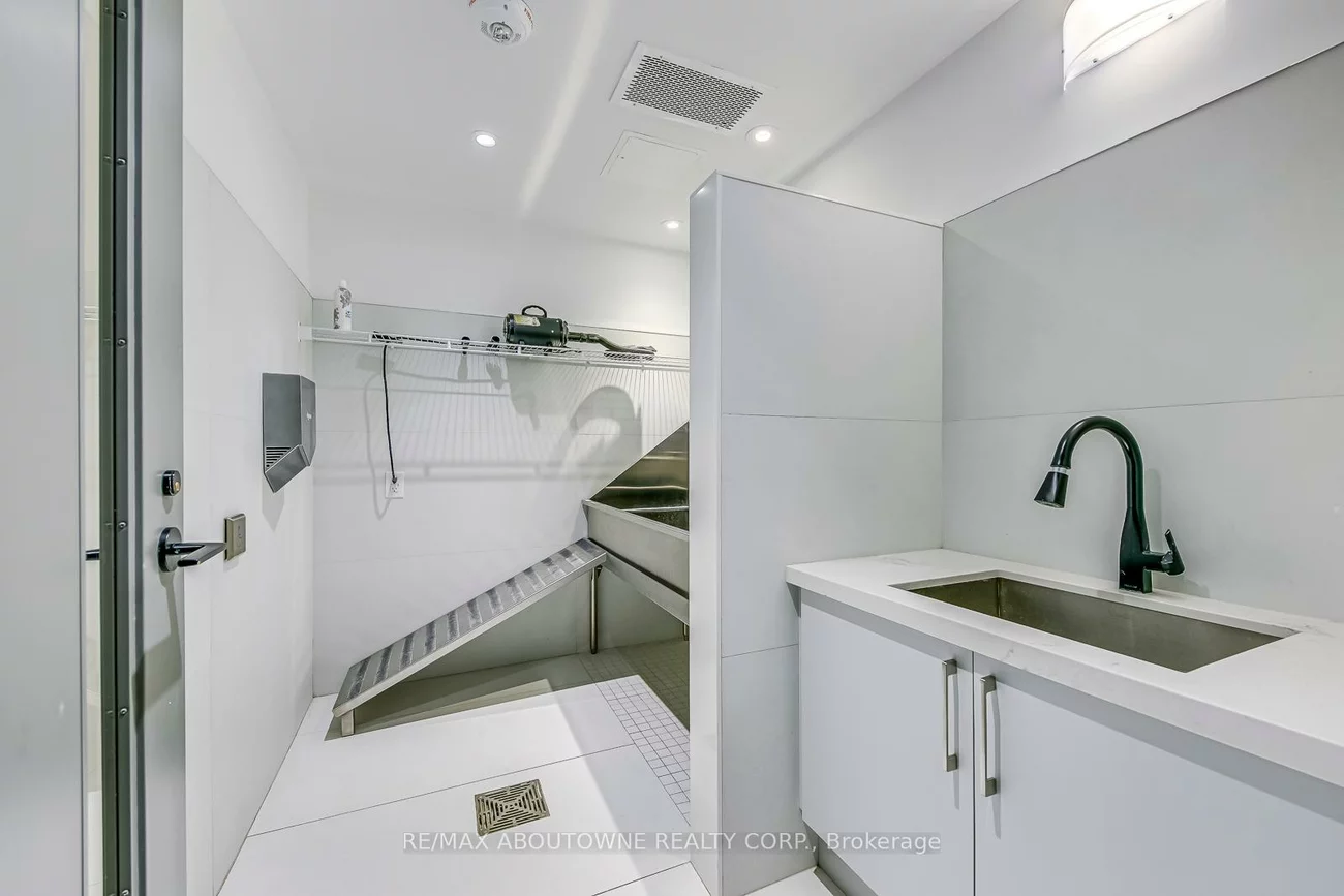 2450, Old Bronte, 1019 - WM Westmount, Oakville