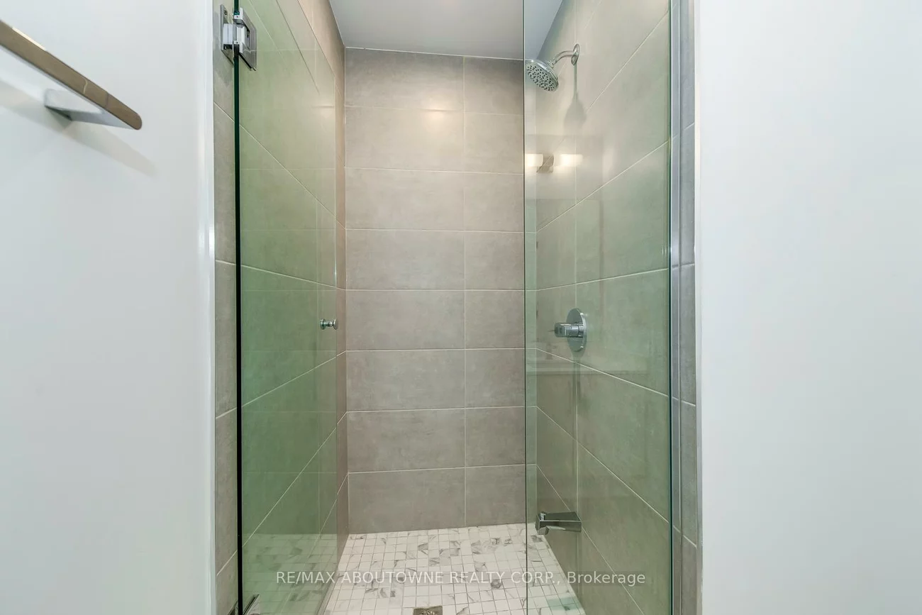 2450, Old Bronte, 1019 - WM Westmount, Oakville