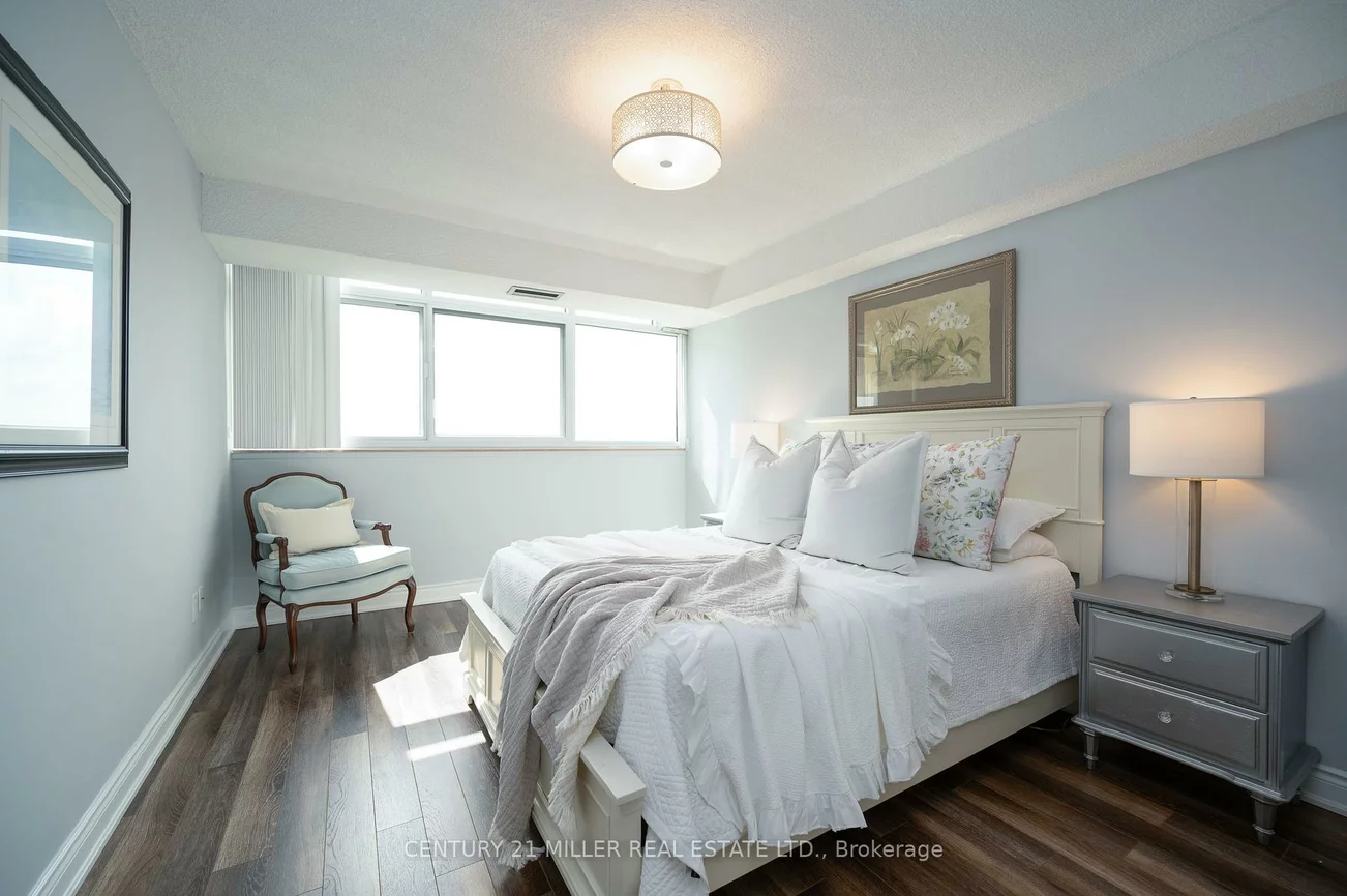 1359, White Oaks, 1005 - FA Falgarwood, Oakville