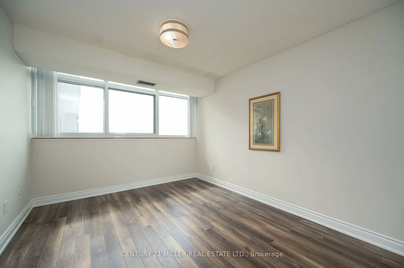 1359, White Oaks, 1005 - FA Falgarwood, Oakville