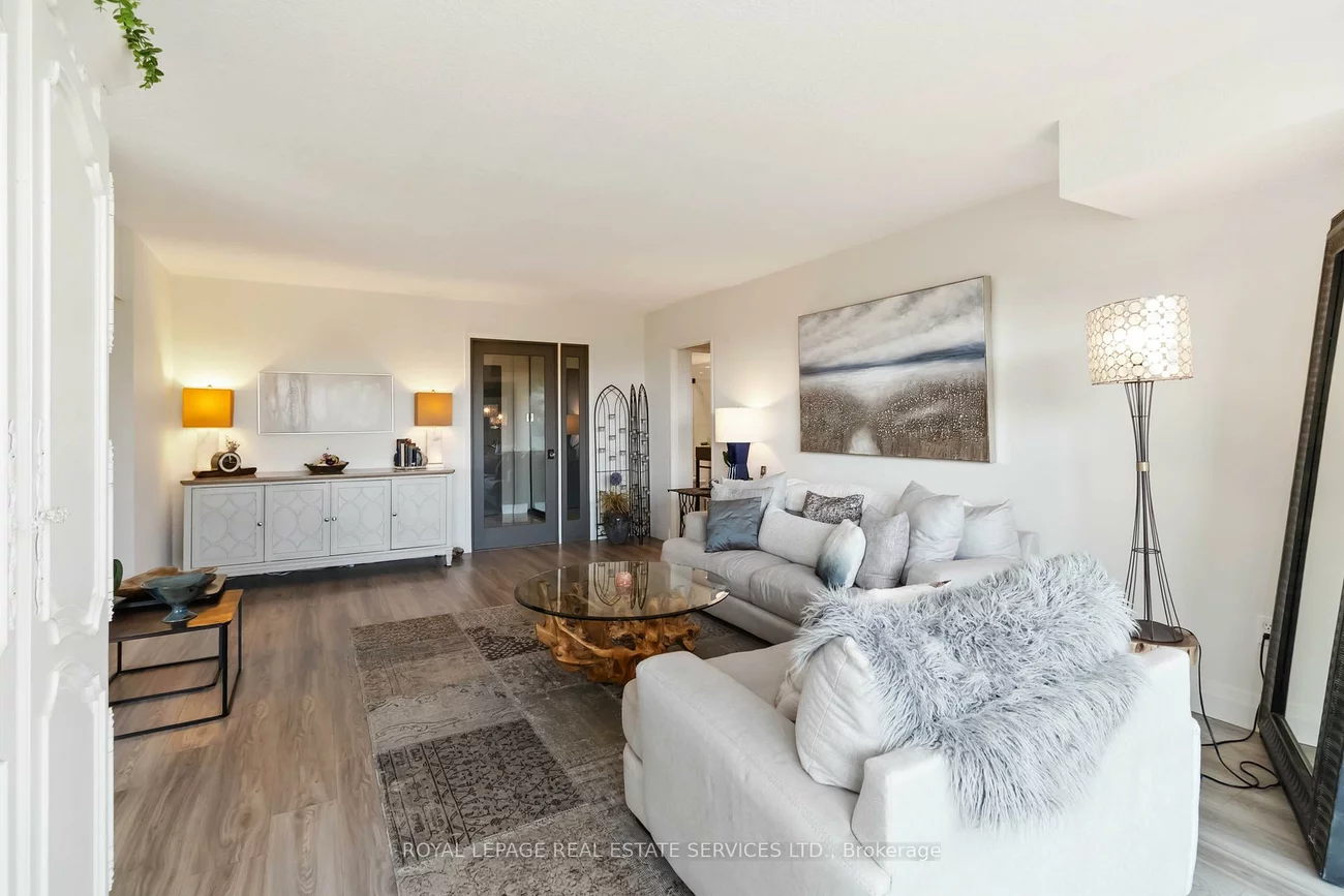 1359, White Oaks, 1005 - FA Falgarwood, Oakville