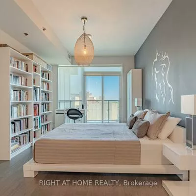 55, Speers, 1002 - CO Central, Oakville