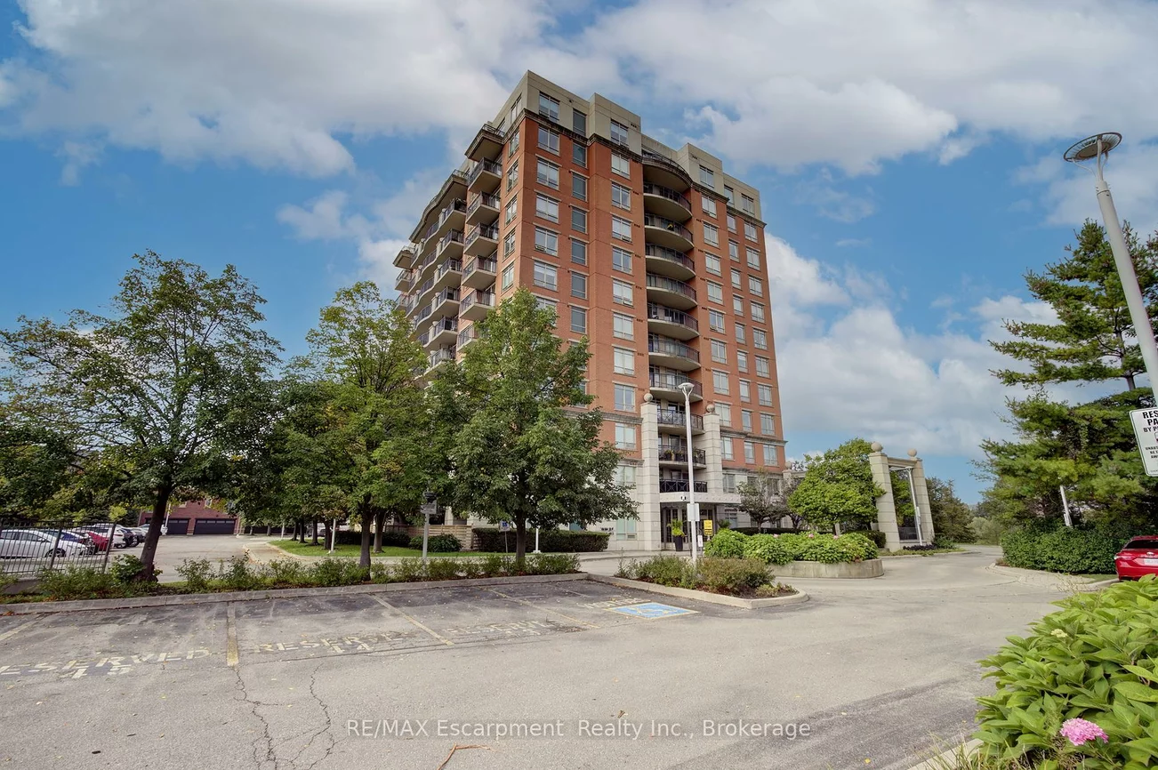 2325, Central Park, 1015 - RO River Oaks, Oakville