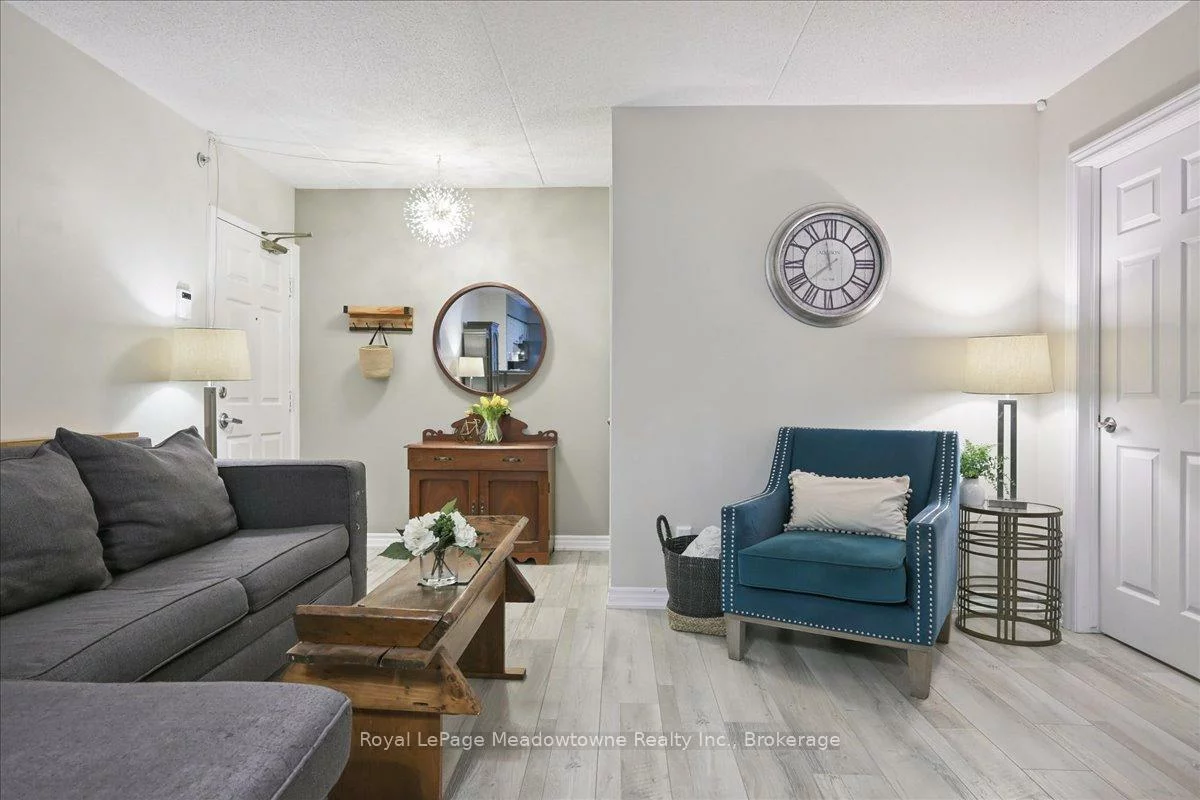1450, Bishops, 1007 - GA Glen Abbey, Oakville