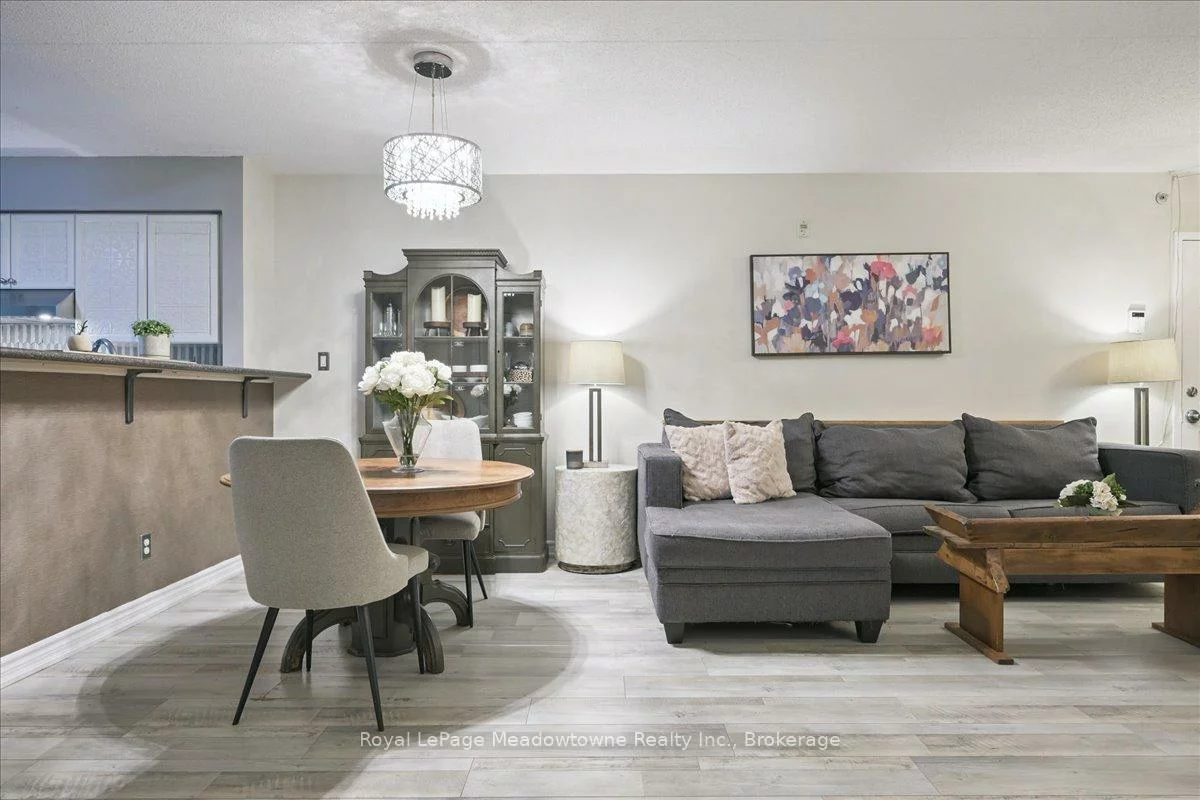 1450, Bishops, 1007 - GA Glen Abbey, Oakville