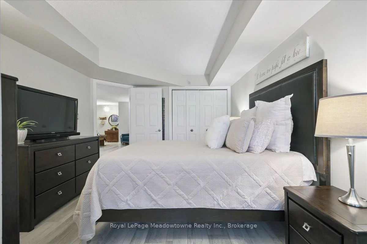 1450, Bishops, 1007 - GA Glen Abbey, Oakville