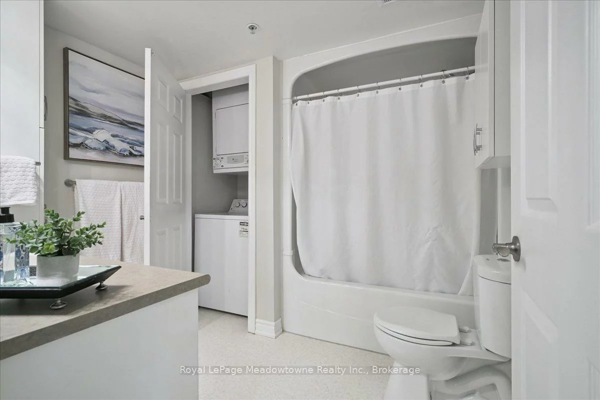 1450, Bishops, 1007 - GA Glen Abbey, Oakville