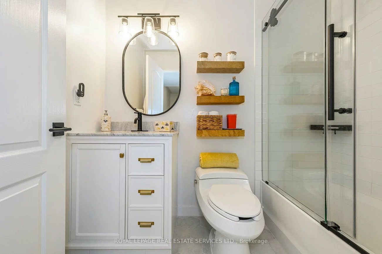 19, Hays, 1015 - RO River Oaks, Oakville