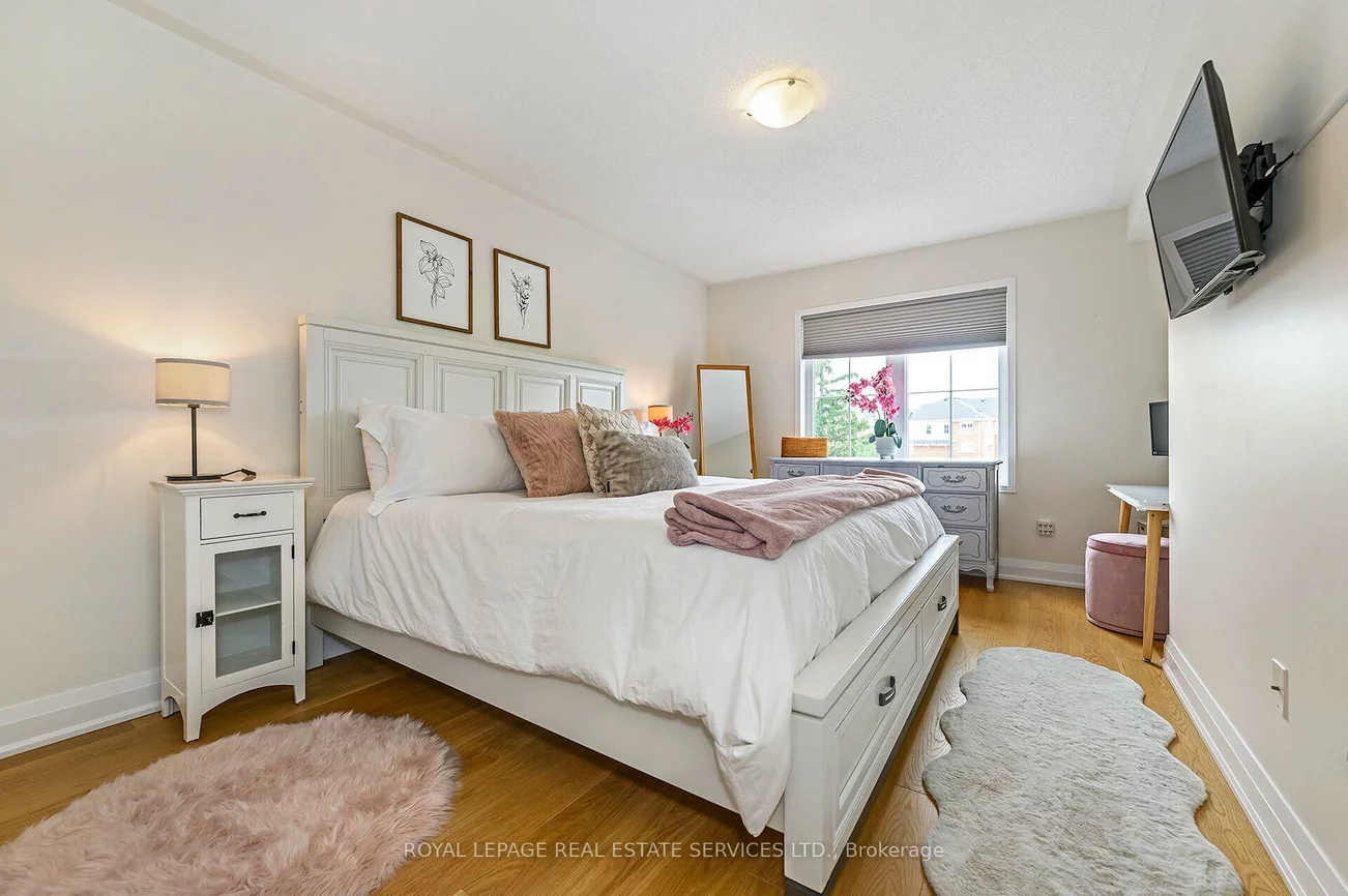 19, Hays, 1015 - RO River Oaks, Oakville