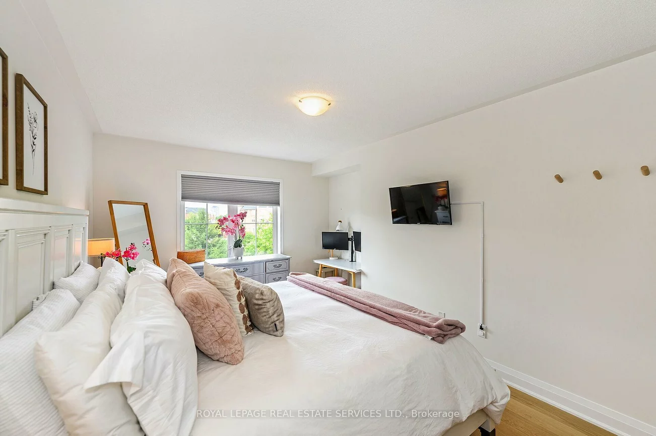 19, Hays, 1015 - RO River Oaks, Oakville