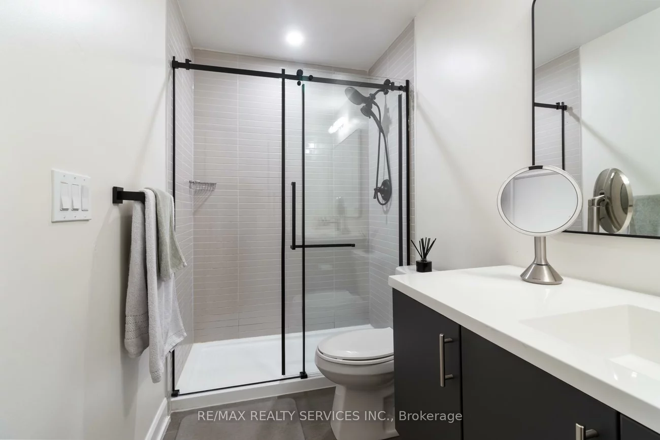 3200, William Coltson, 1010 - JM Joshua Meadows, Oakville