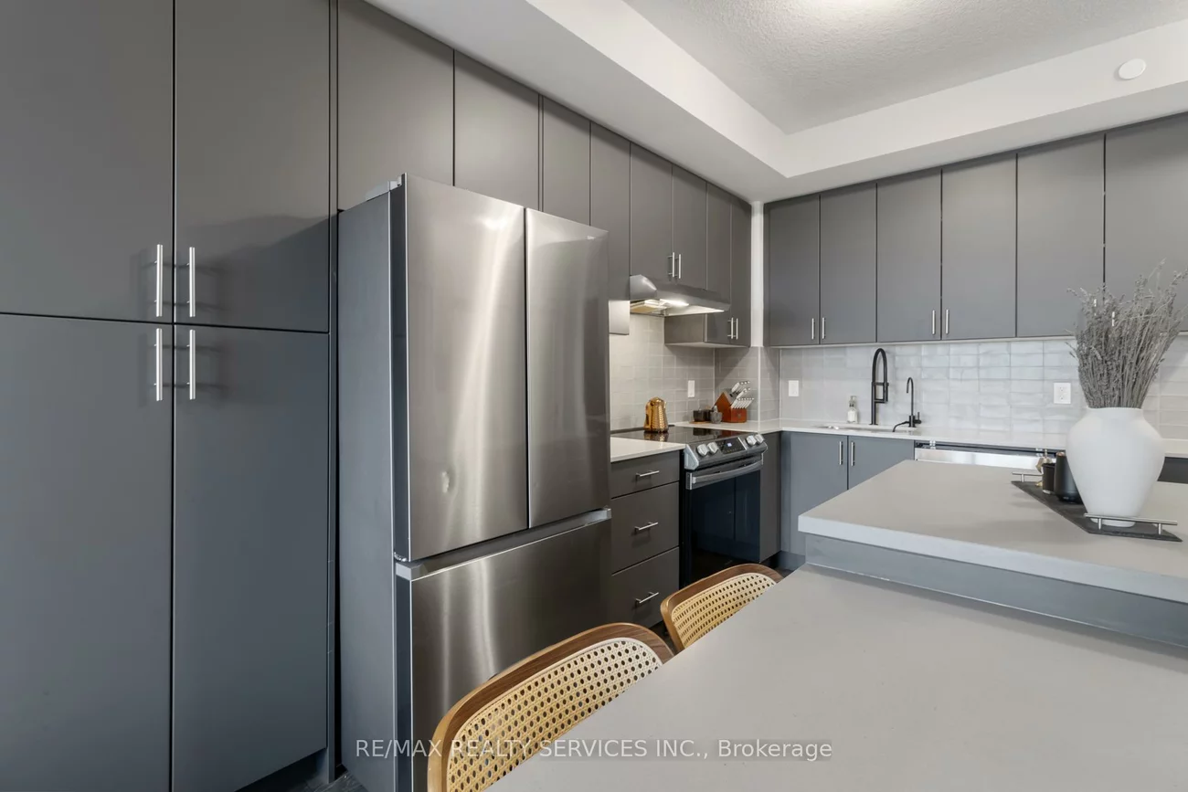 3200, William Coltson, 1010 - JM Joshua Meadows, Oakville